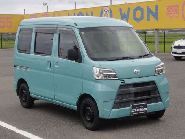 Daihatsu Hijet Cargo 5