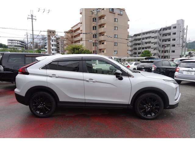 Mitsubishi Eclipse Cross 10