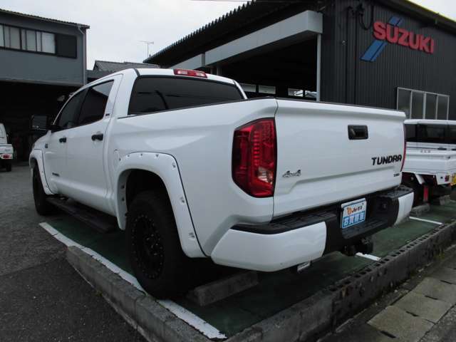 Toyota Tundra 3