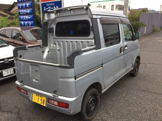 Daihatsu Hijet Deck Van 6