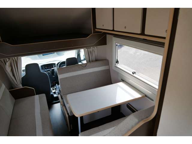 Toyota Light Ace Truck 2