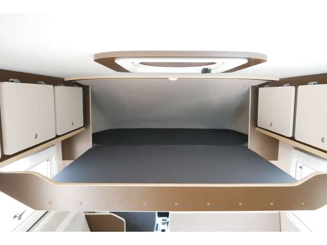Toyota Light Ace Truck 8