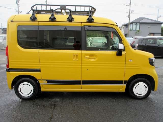 Honda N-VAN 12