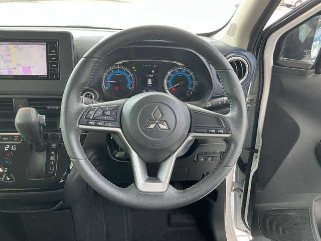 Mitsubishi eK X 9