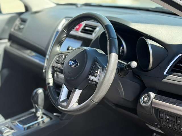 Subaru Legacy Outback 2