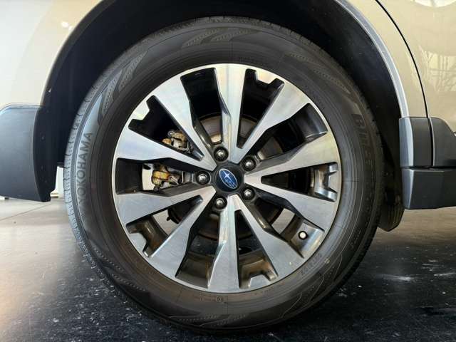 Subaru Legacy Outback 6