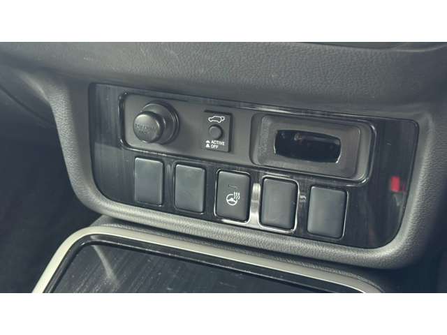 Mitsubishi Outlander PHEV 9