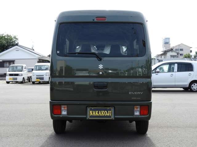 Suzuki Every 8