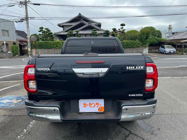 Toyota Hilux 8