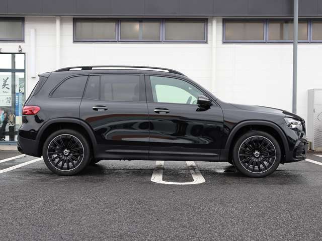 Mercedes-Benz GLB 7