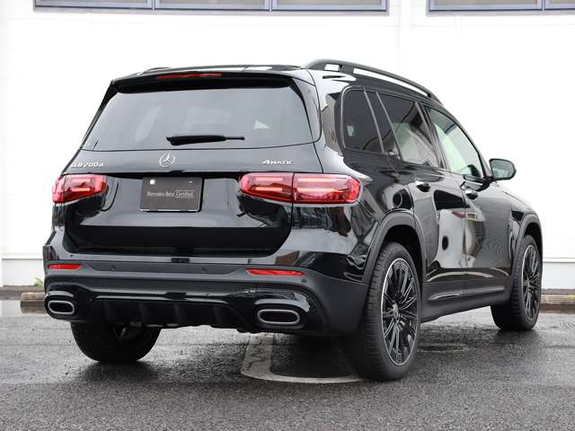 Mercedes-Benz GLB 8