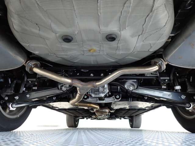 Subaru Legacy Outback 8