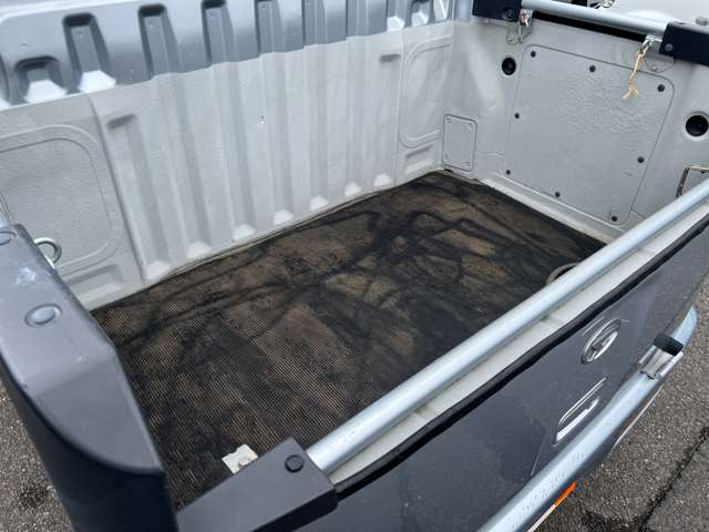 Daihatsu Hijet Deck Van 5