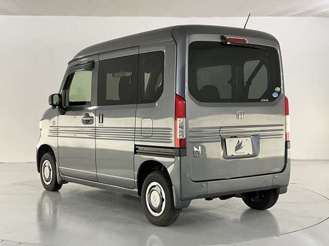 Honda N-VAN 11