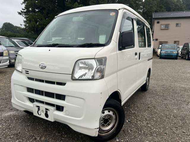 Daihatsu Hijet Cargo 2