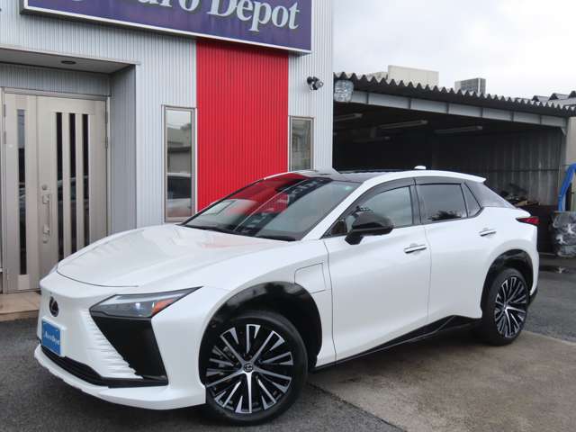 Lexus RZ 2
