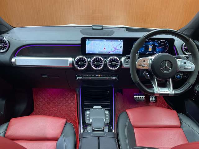 Mercedes-Benz GLB 4