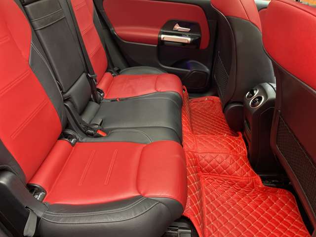 Mercedes-Benz GLB 9