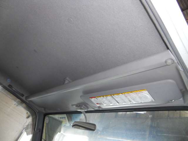 Isuzu Elf 11