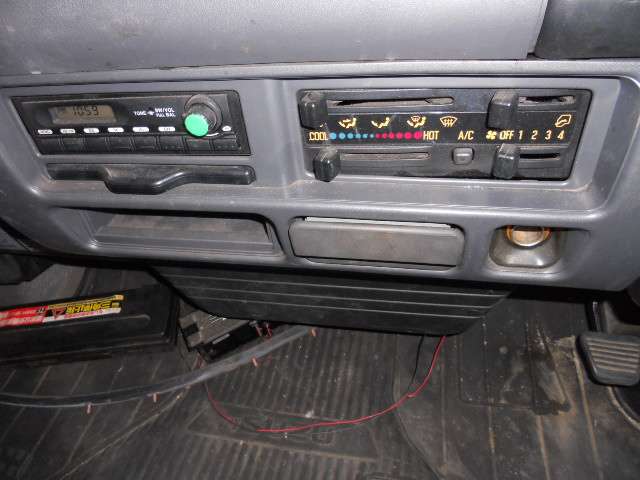 Isuzu Elf 4