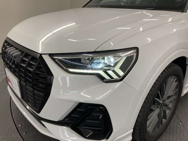 Audi Q3 9