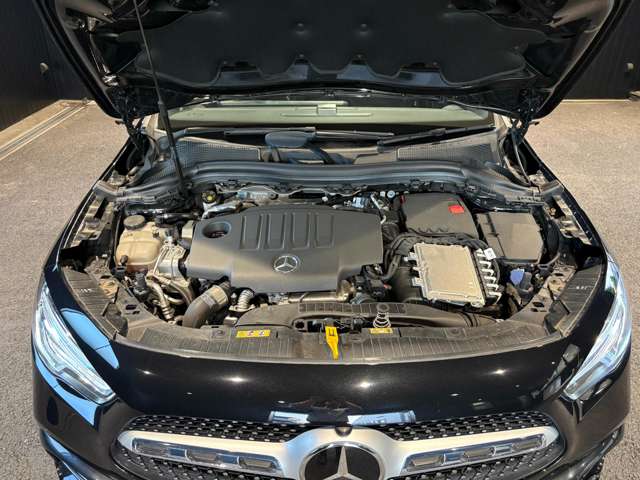 Mercedes-Benz GLA-Class 7