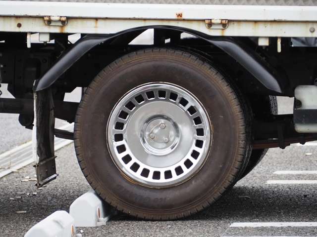Mitsubishi Fuso Canter 12