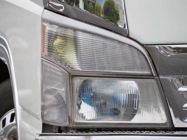 Mitsubishi Fuso Canter 8