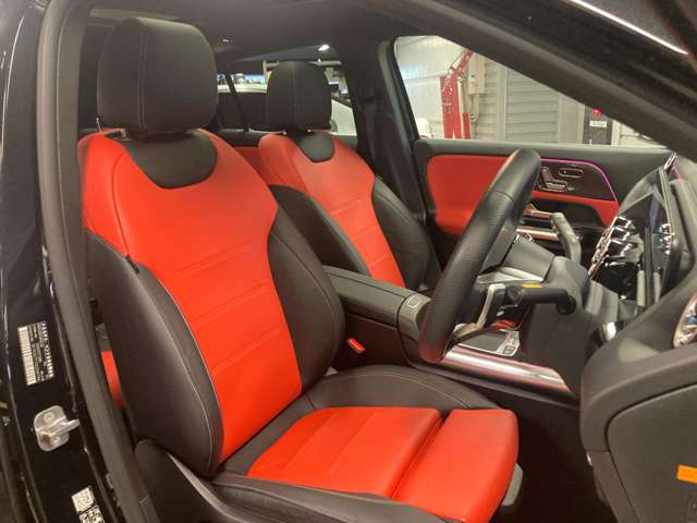 Mercedes-Benz GLA-Class 6