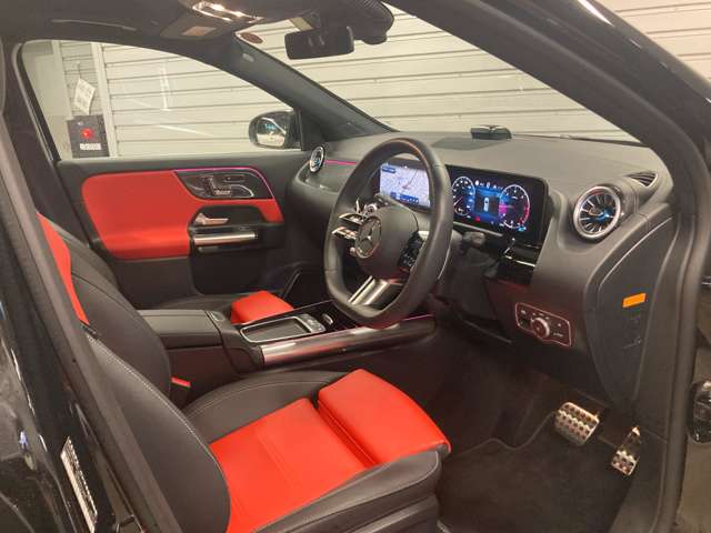 Mercedes-Benz GLA-Class 7