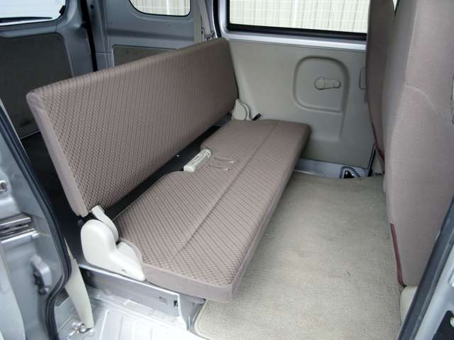 Suzuki Every 11
