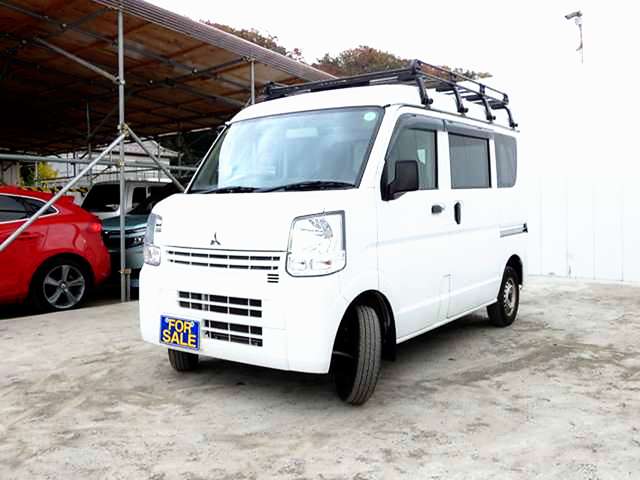 Mitsubishi Minicab Van 6