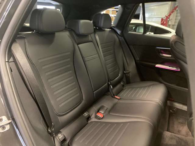 Mercedes-Benz GLC 8