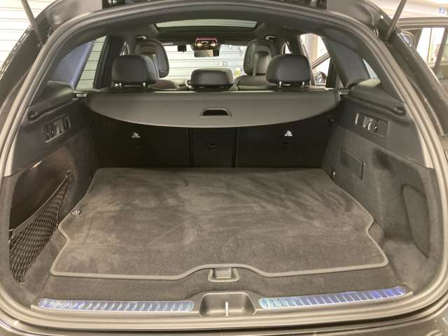 Mercedes-Benz GLC 10
