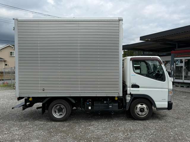 Mitsubishi Fuso Canter 4