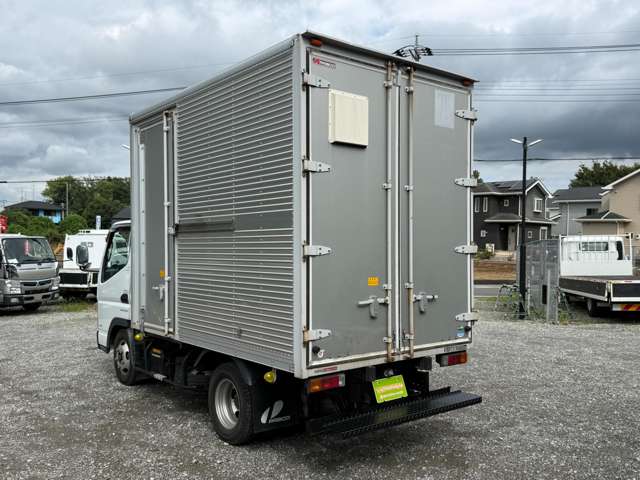 Mitsubishi Fuso Canter 7