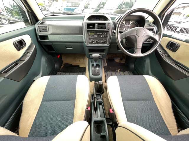 Mitsubishi Pajero Mini 2