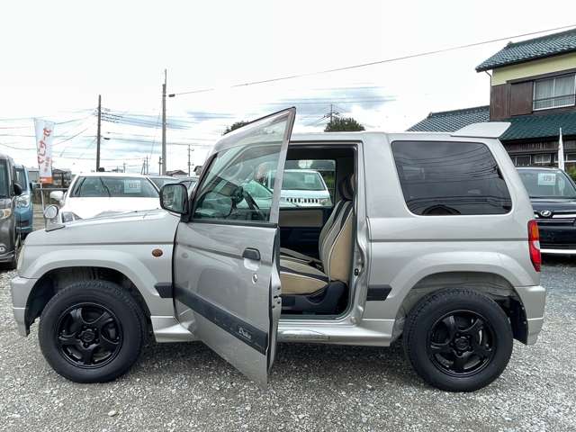 Mitsubishi Pajero Mini 3