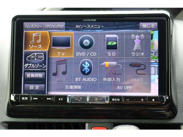 Toyota Voxy 2