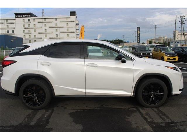 Lexus RX 10