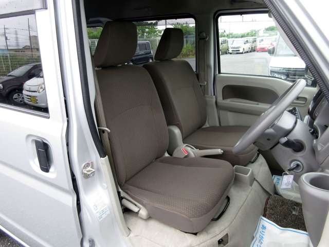 Nissan NV100 Clipper 9