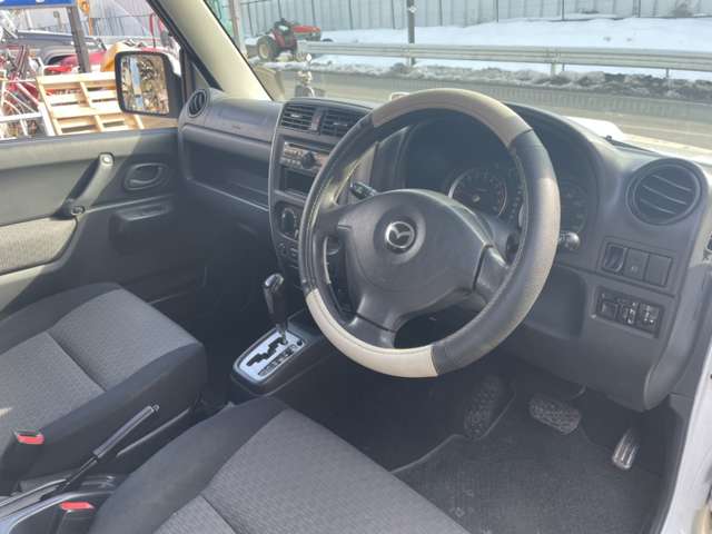 Mazda AZ-オフロード 11