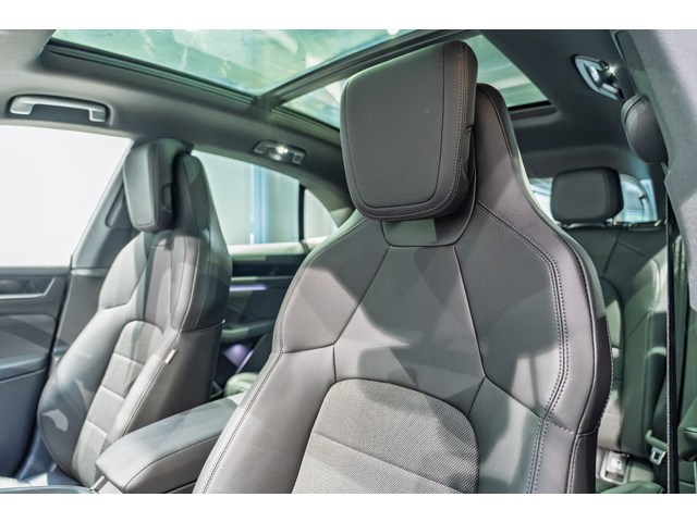 Porsche Macan 12