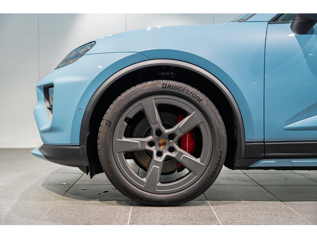 Porsche Macan 10