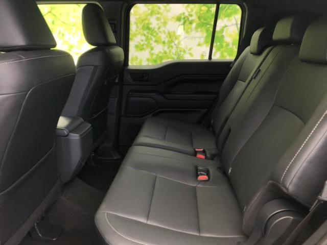 Toyota Land Cruiser FJ 9