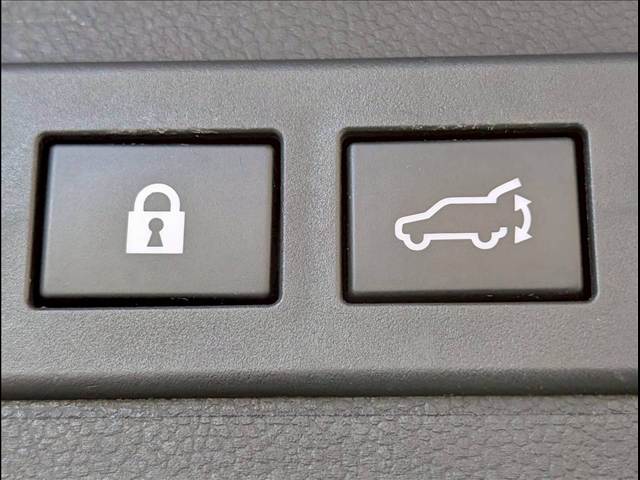 Subaru Legacy Outback 11