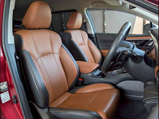 Subaru Legacy Outback 5