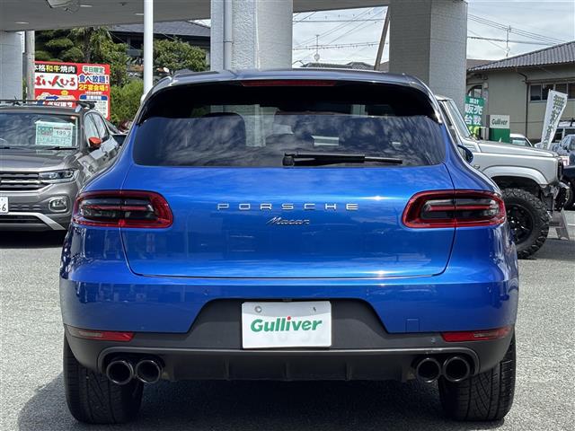 Porsche Macan 5