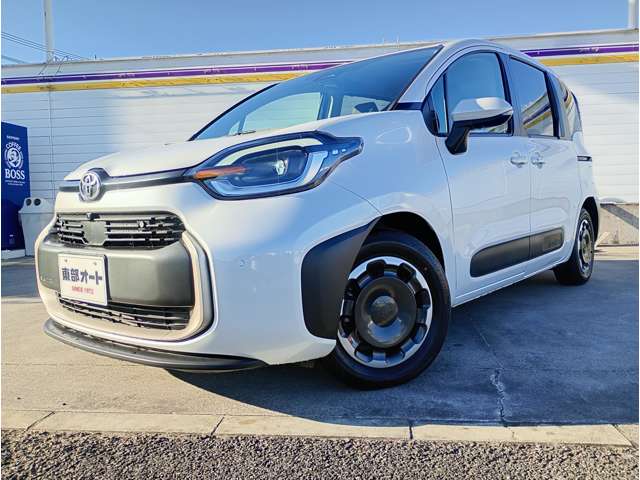 Toyota Sienta 11