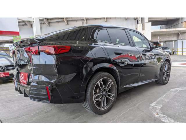 BMW X2 11